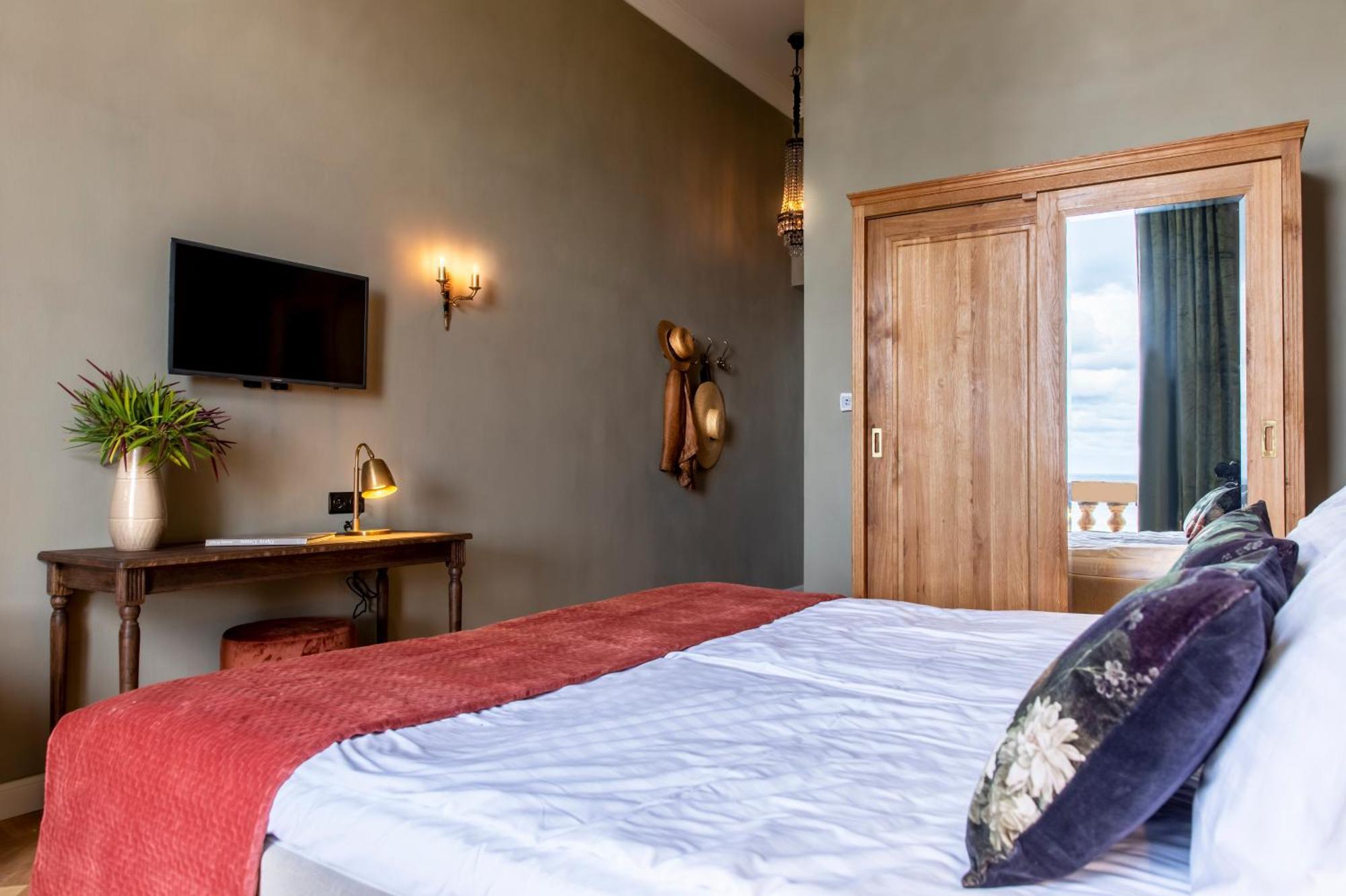 Langley Resort Napoléon Bonaparte LʼÎle-Rousse Habitación foto