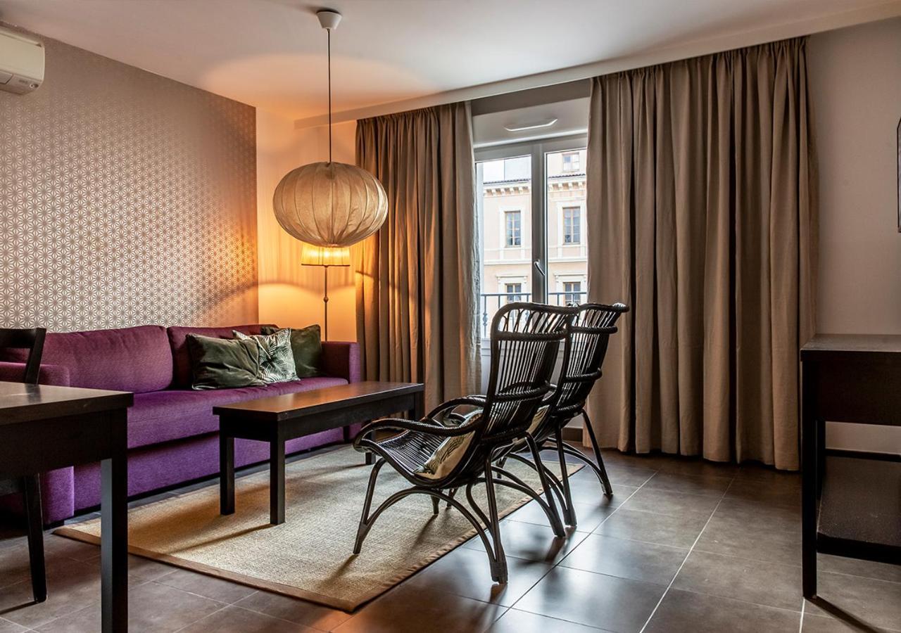 Langley Resort Napoléon Bonaparte LʼÎle-Rousse Habitación foto